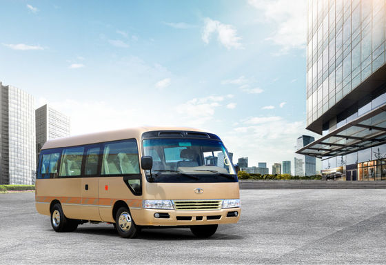 Κίνα Μέσο 4X2 λεωφορείο λεωφορείων επιβατών μηχανών Minivan Yuchai επιβατών οικονομικό στην κατανάλωση βενζίνης προμηθευτής